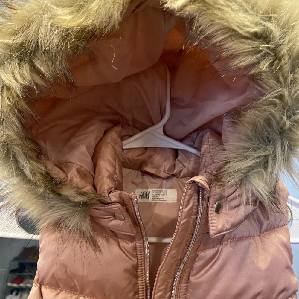 H&M Gold Rose , size M, girl vest - Picture 4 of 8